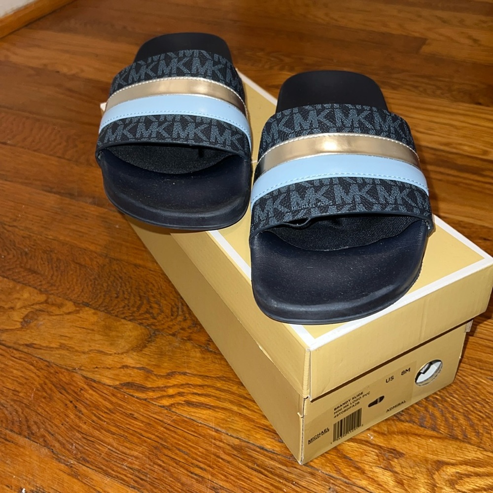 Michael kors navy blue slides
